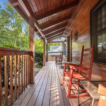 Baloo'S Bungalow Гатлинбург Экстерьер фото