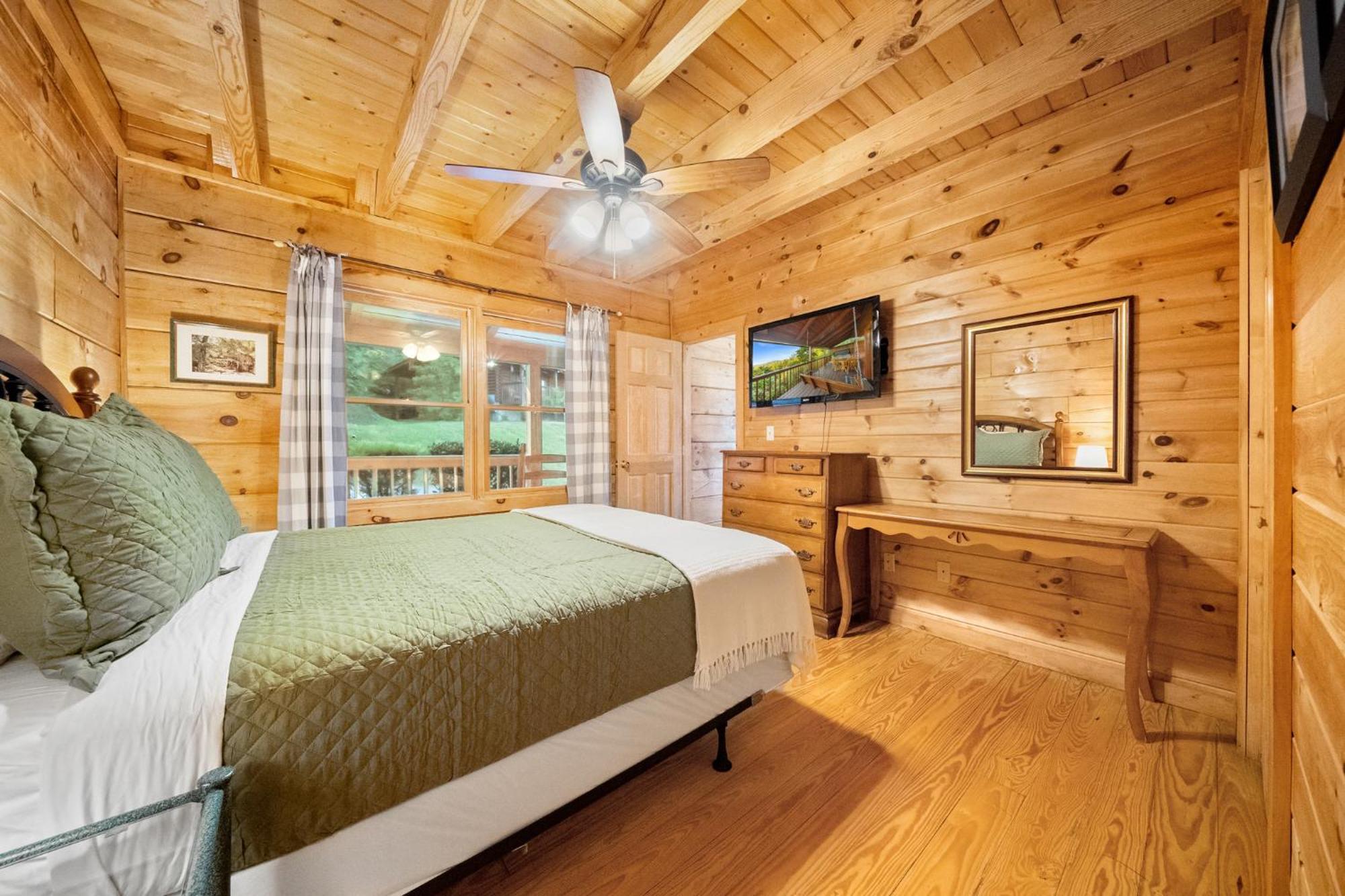 Baloo'S Bungalow Гатлинбург Экстерьер фото